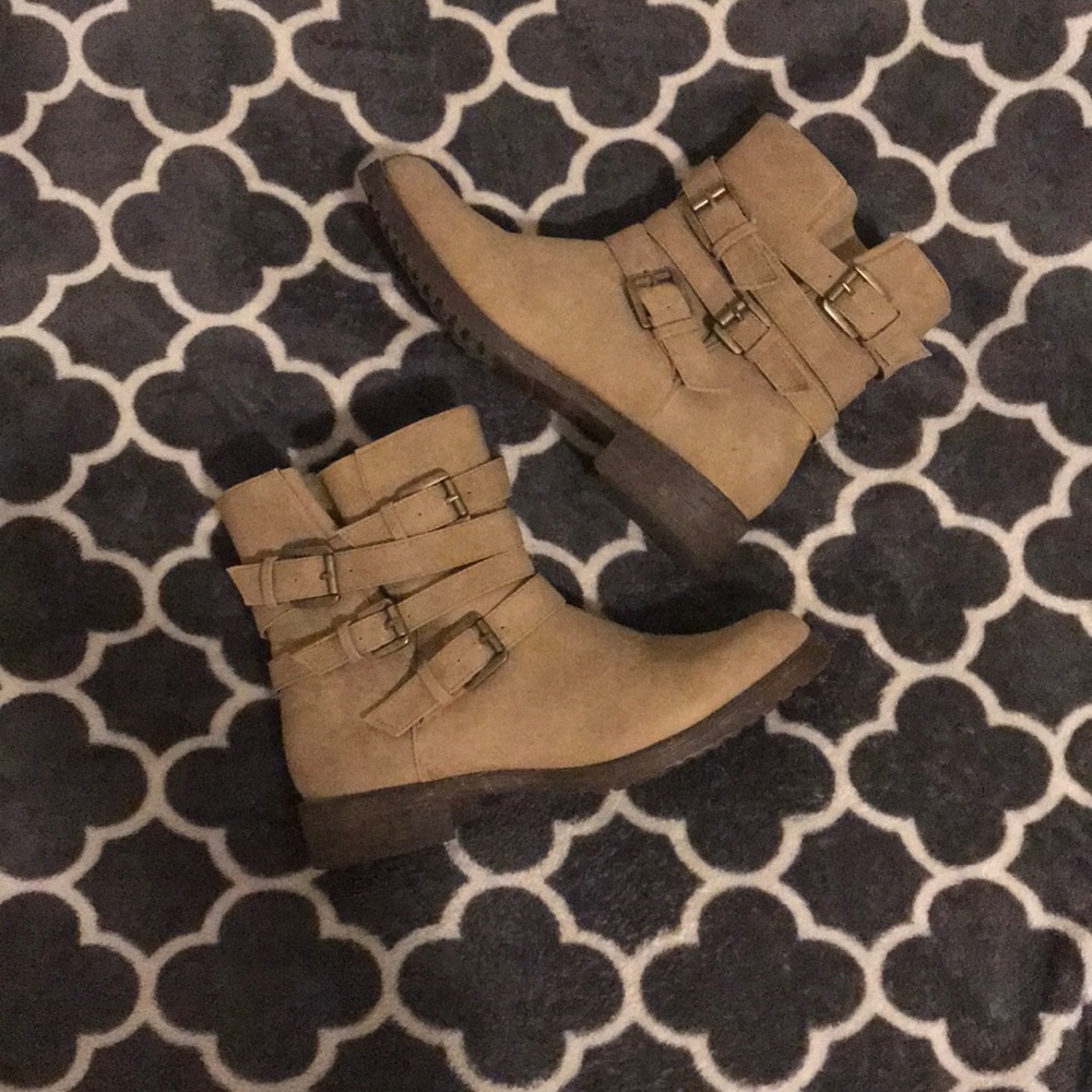 Buckled boots